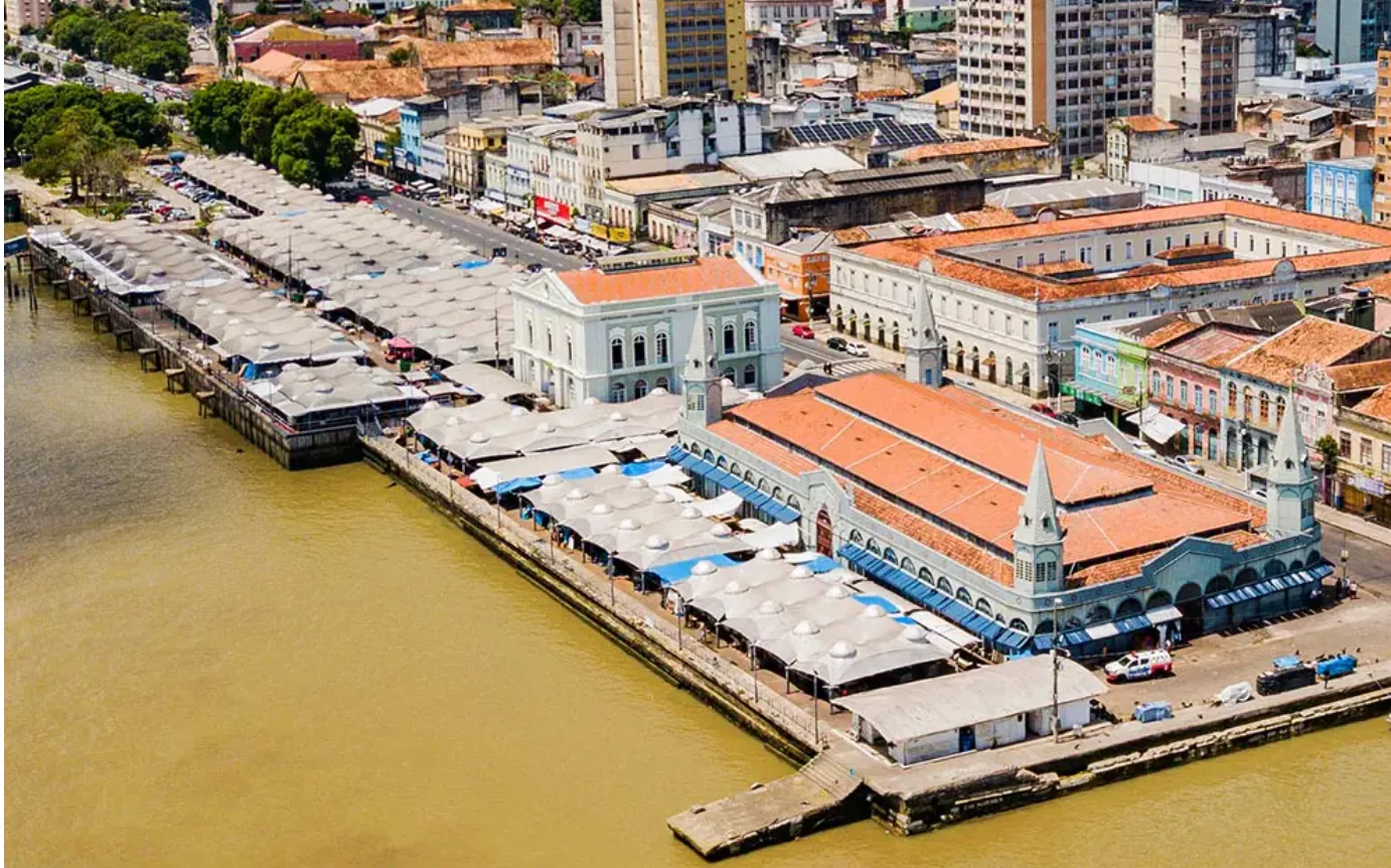 Aerial view of the Ver-o-Peso complex beside Guajará Bay